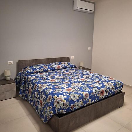 Desy Apartment シラクーサ エクステリア 写真