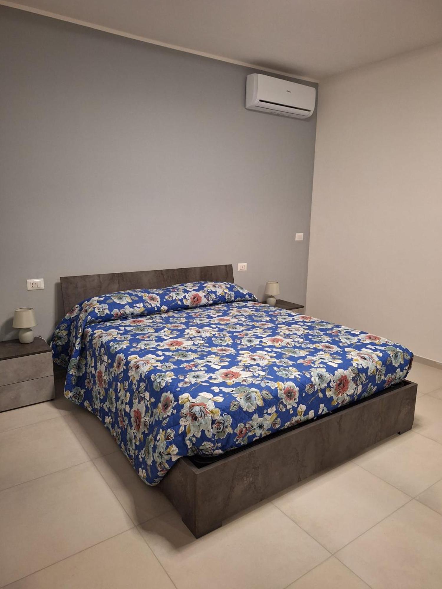 Desy Apartment シラクーサ エクステリア 写真